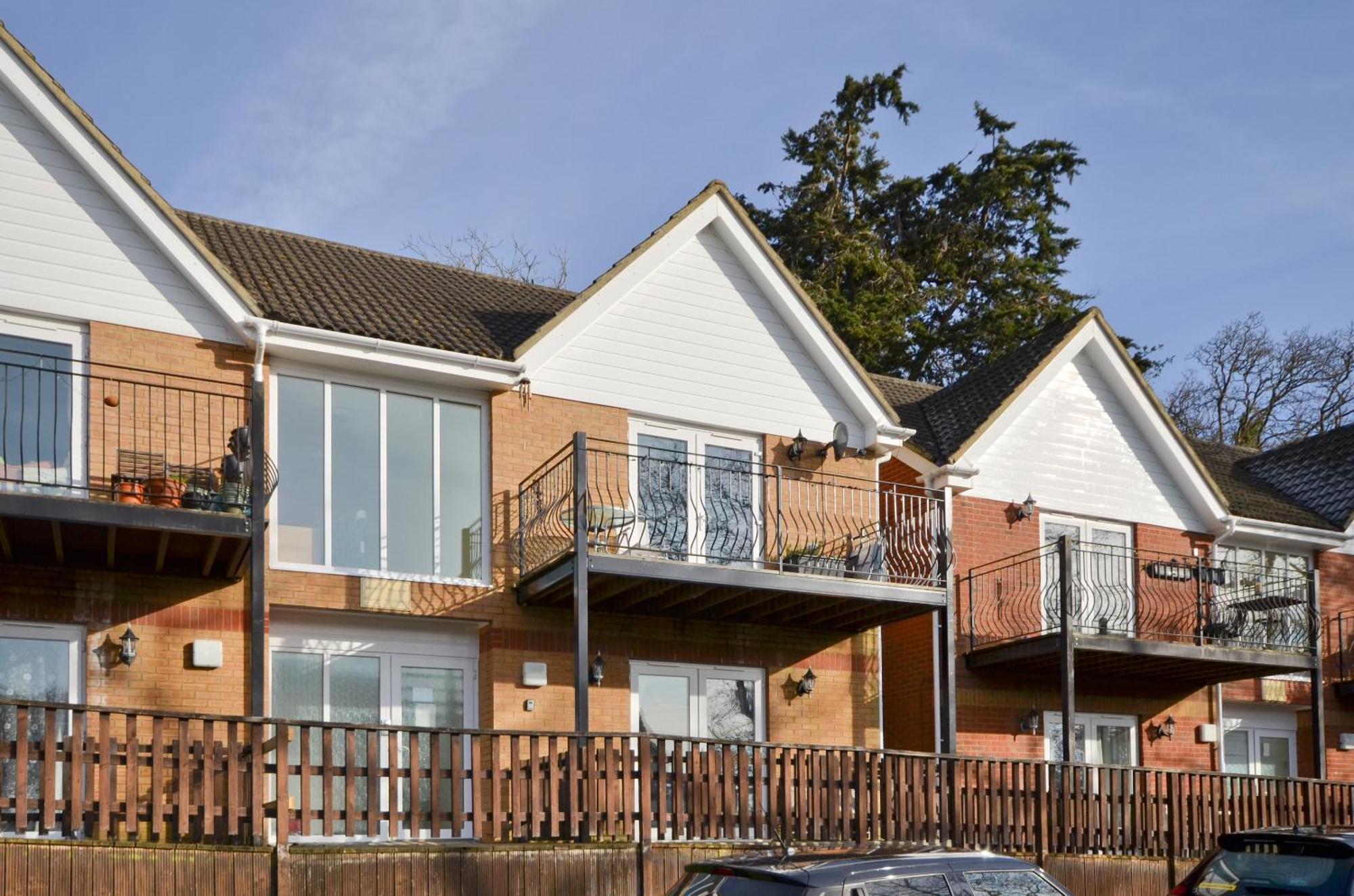דירות Wootton Bridge  Whippingham, Creek Gardens - Isle Of Wight מראה חיצוני תמונה